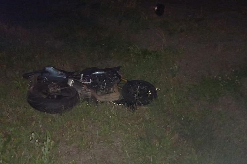 Пострадавший в ДТП с КамАЗом мотоциклист скончался в больнице