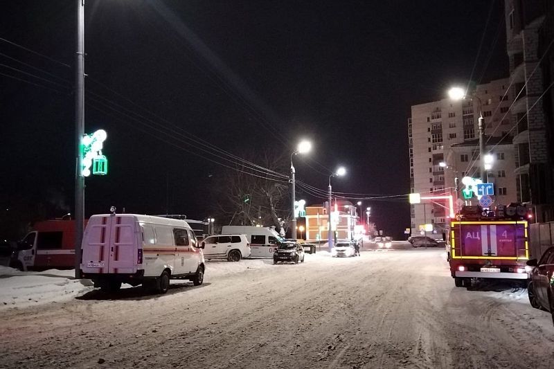 Почти 250 россиян эвакуированы в Кургане из двух 17-этажных домов