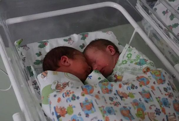 Две двойни родились за сутки в Краснодаре