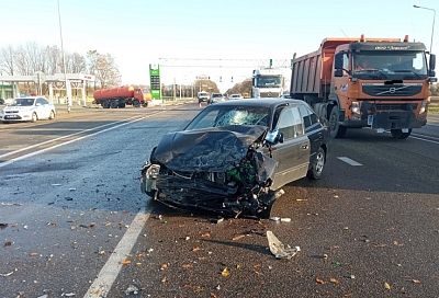 На Кубани в массовом ДТП пострадали три человека, в том числе подросток