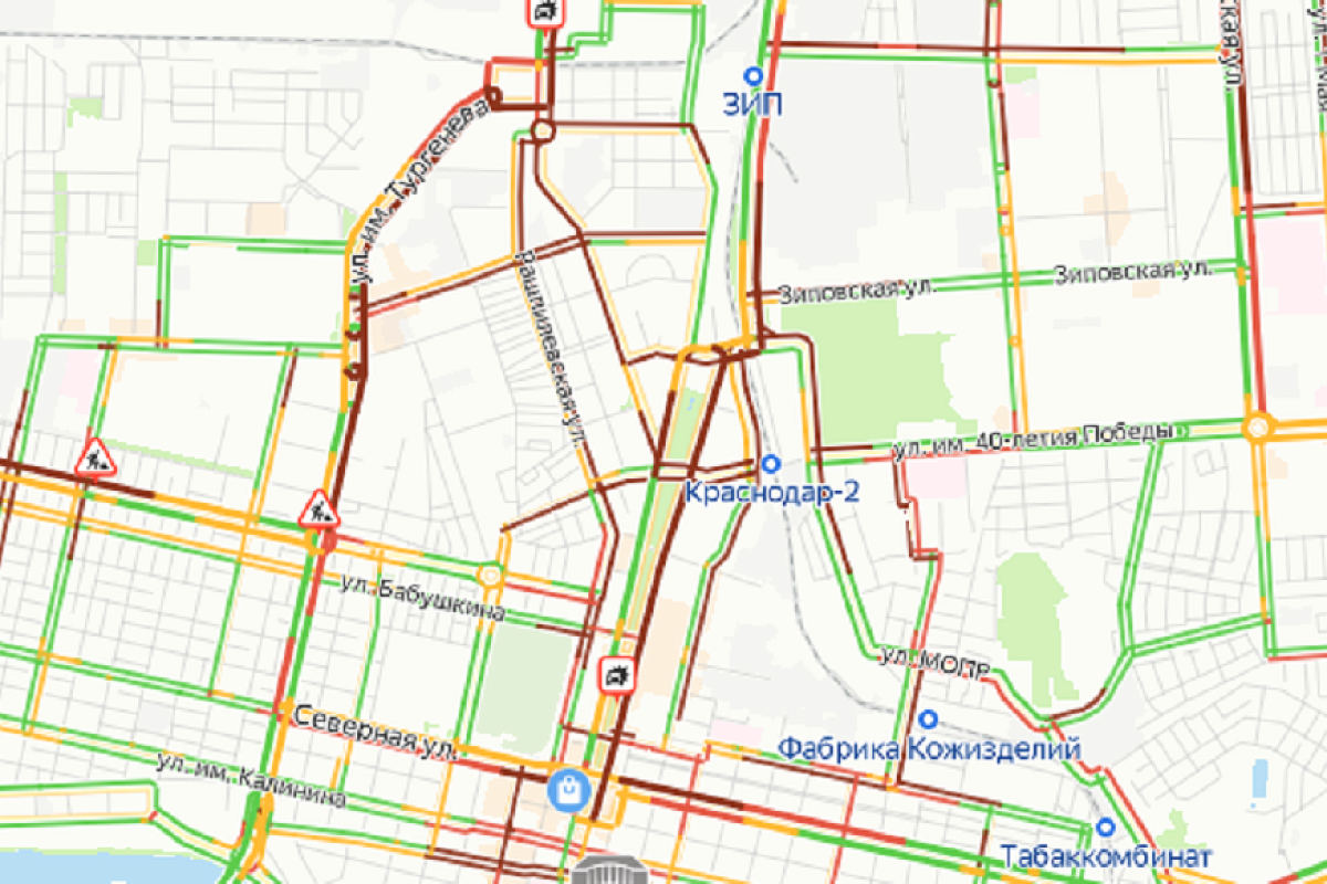 На дорогах Краснодара второй раз за день образовались 10-балльные пробки