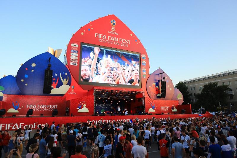 Первый день работы фестиваля болельщиков в Ростове собрал более 17 тысяч зрителей