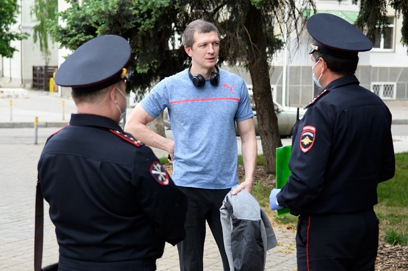 В Краснодаре 3 июня за нарушение карантина оштрафовали 105 человек