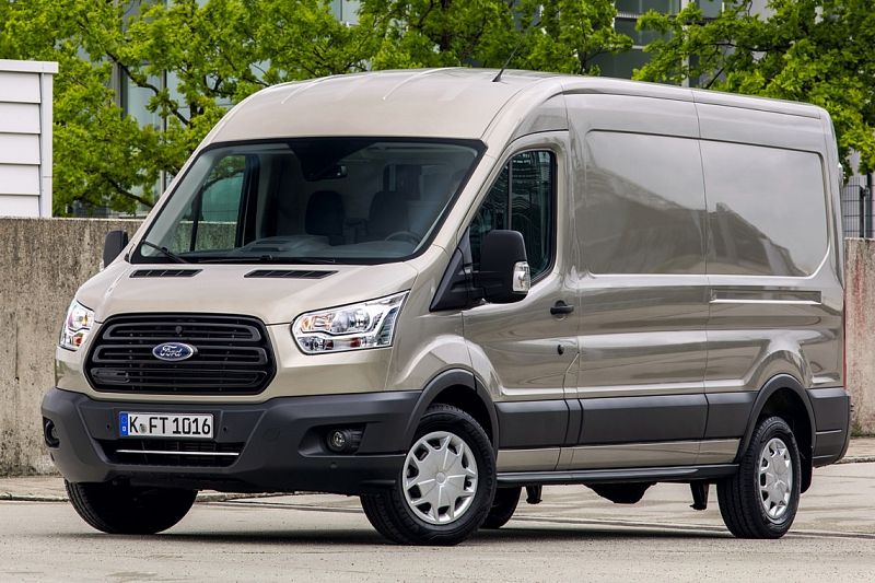 Ford Transit с выгодой до 424 400 рублей, бесплатными ТО и страховкой в Газпромбанк Автолизинге