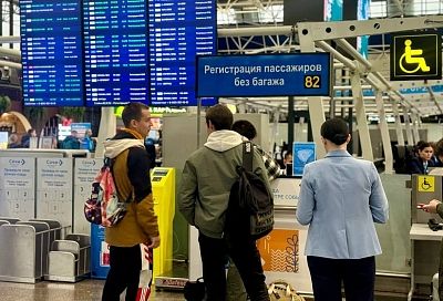 Более 60 рейсов задерживаются на прилет и вылет в аэропорту Сочи 