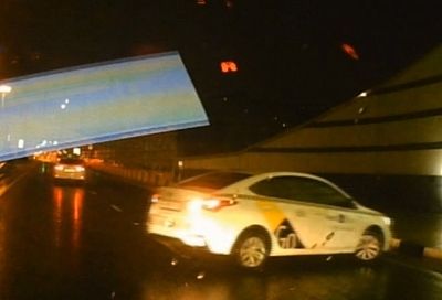 Полицейские нашли таксиста, выехавшего на встречную полосу