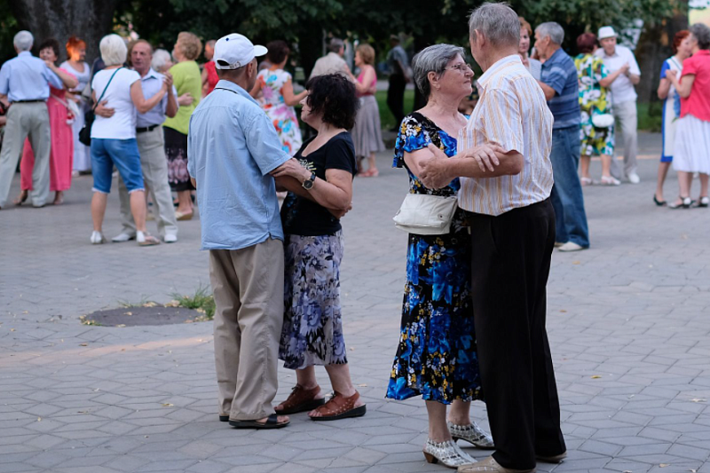 Почти четверть россиян хотели бы встретить старость в Краснодаре