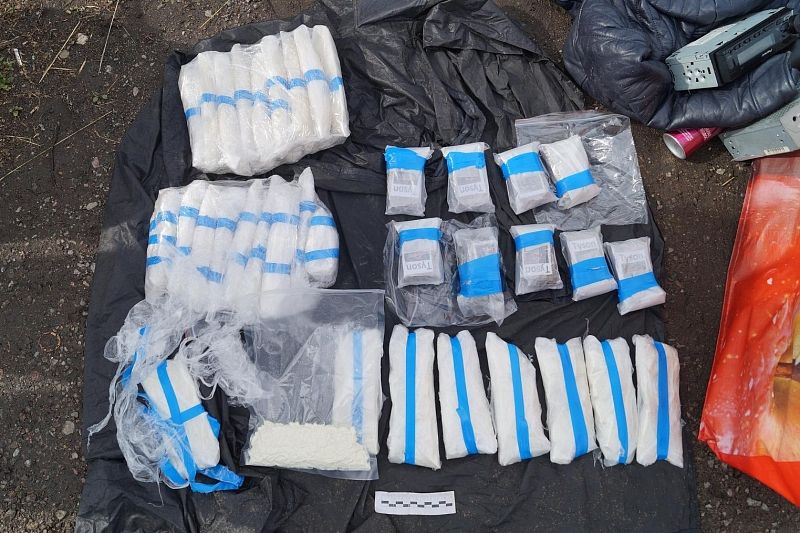 Задержанные с 4 кг «синтетики» наркокурьеры из Краснодарского края получили 21 год колонии на двоих