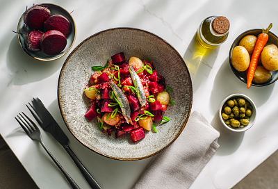 Винегрет без «фиолетовой каши»: 3 секрета, от которых салат станет в разы вкуснее