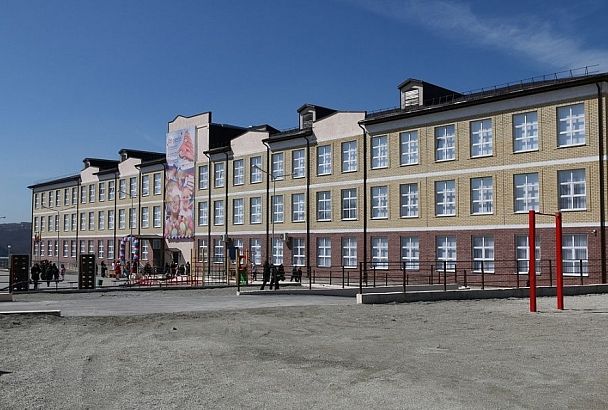 В Краснодарском крае строится около 80 соцобъектов