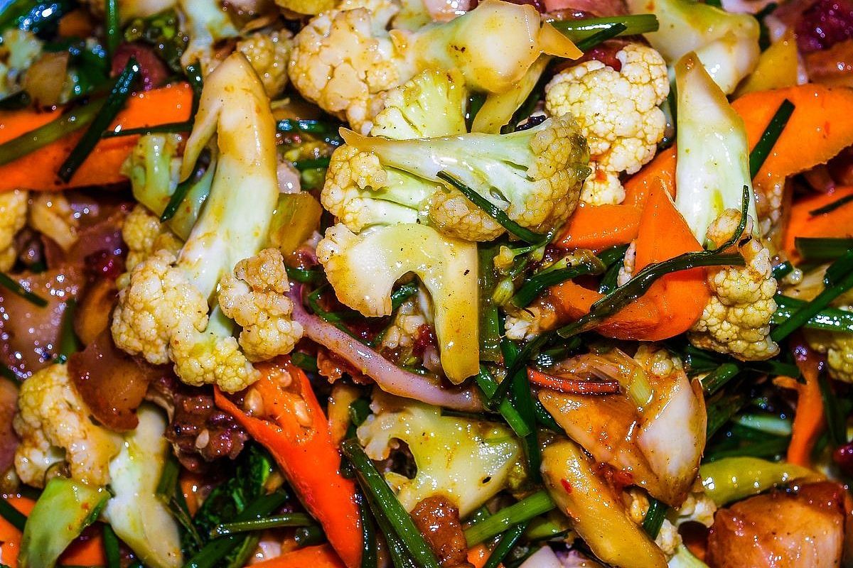 Даже у корейцев на рынке нет такой вкусной маринованной цветной капусты! А готовить то эту закуску проще простого