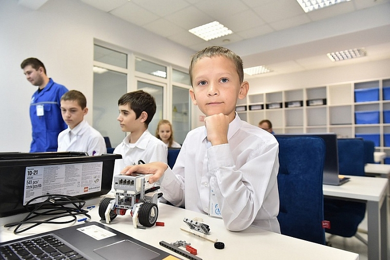 В Краснодарском крае в детских технопарках «Кванториум» стартовала приемная кампания
