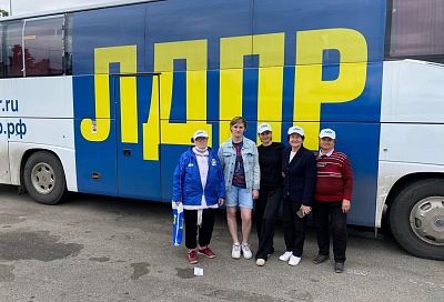 «Едем ко всем, слышим каждого»: автобусы ЛДПР прибыли в Краснодарский край 