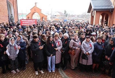Массовая акция в поддержку Армянской апостольской церкви прошла в Армавире