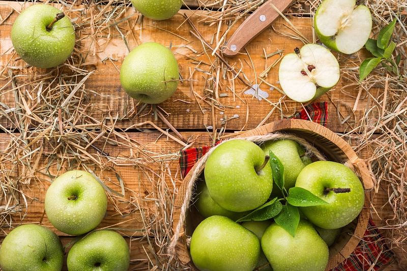 Почему надо есть хотя бы одно зеленое яблоко каждый день