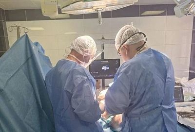 Ювелирную операцию по замене поврежденного участка коленного сустава выполнили врачи в Новороссийске