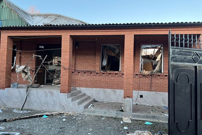 В Ингушетии трое детей и двое взрослых пострадали при взрыве газа