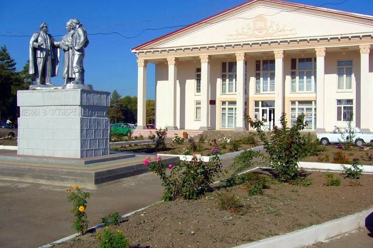 Благодаря нацпроекту в Новопокровском районе появятся три обновленные зоны отдыха 