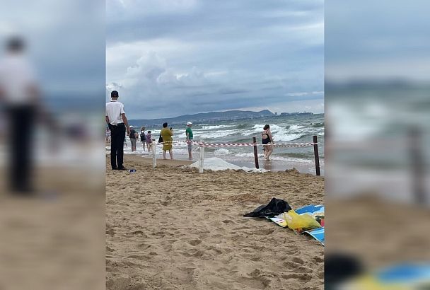 Мужчина и женщина утонули во время шторма в Анапе