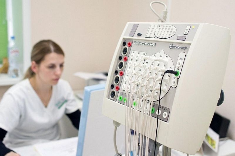 Современные аппараты для исследований головного мозга получили больница и поликлиника в Анапе 