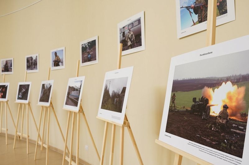 В Саранске открылась вторая часть выставки краснодарского фотокорреспондента Владимира Аносова «Донбасс»