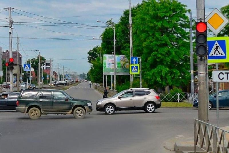 В Краснодаре 28 и 29 августа отключат светофоры на пересечении улиц Калинина и Тургенева