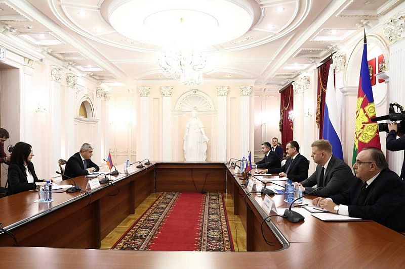 Губернатор Краснодарского края встретился с Генеральным консулом Республики Армения в Ростове-на-Дону