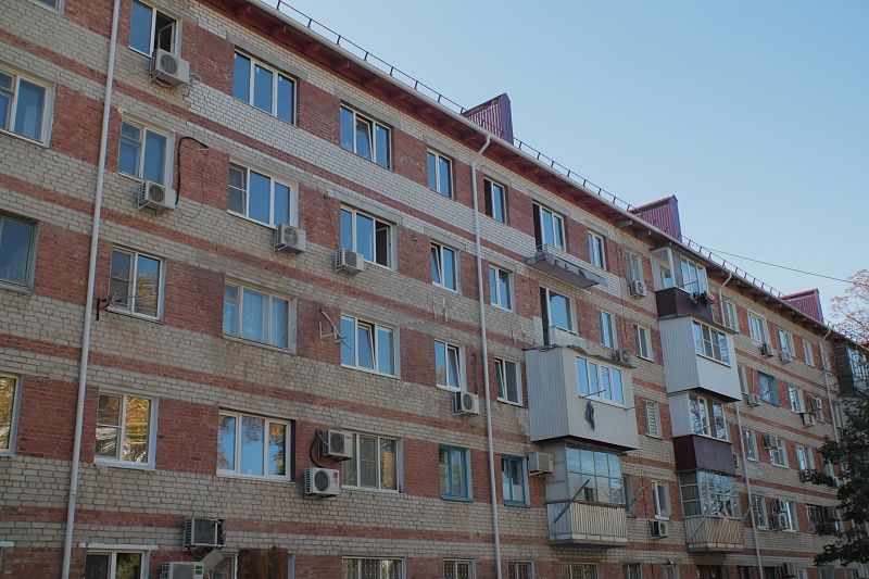 В Краснодаре в пострадавшей от хлопка газа многоэтажке завершили установку инженерных внутридомовых сетей