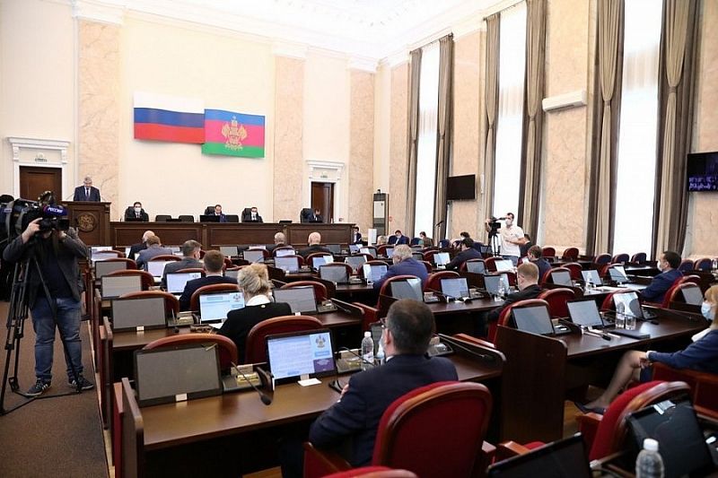 Из бюджета Краснодарского края выделили 1 млрд рублей на субсидию по ипотеке для врачей, педагогов и соцработников