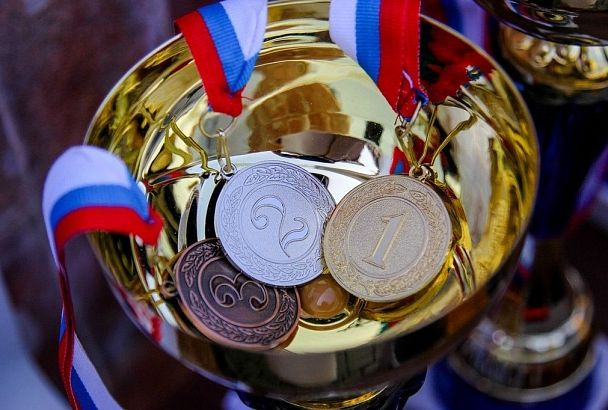 Медали турниров по гребному спорту, фехтованию и шорт-треку разыграют в Краснодаре 