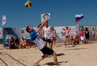 В Краснодарском крае звезды спорта сыграют в благотворительном матче по пляжному волейболу
