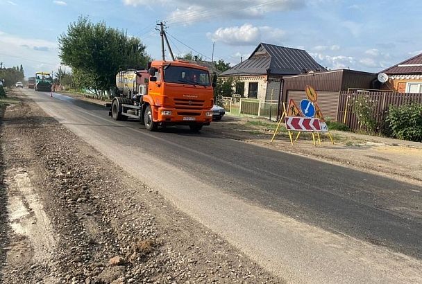 В Динском районе по нацпроекту отремонтируют дорогу
