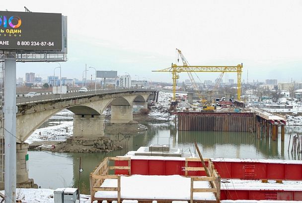 Техническая готовность нового Яблоновского моста к концу 2021 года составит 50%