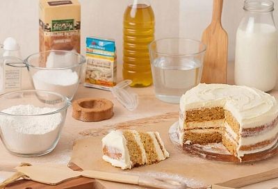 Торт «Медовик» без молока и яиц: добавляем апельсин - и нежный постный десерт за один вечер