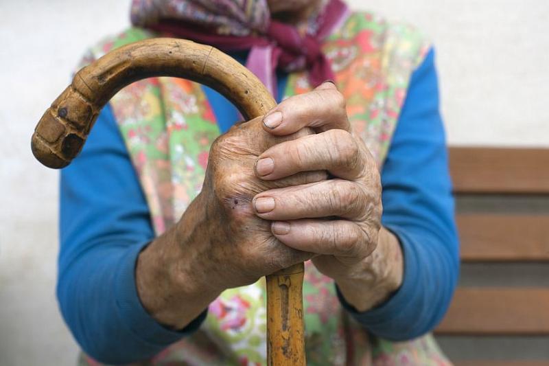 В Краснодарском крае сиделка обокрала пенсионерку