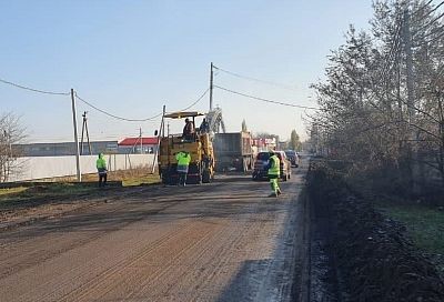 Более 100 участков гравийных дорог отремонтируют в Краснодаре 
