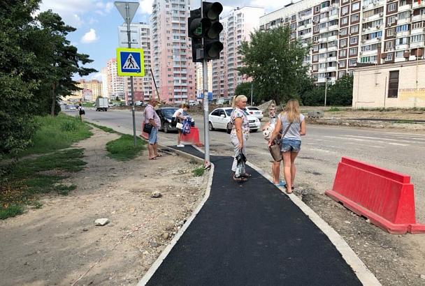 Мэр Краснодара поручил оперативно устранять замечания горожан по ремонту дорог и тротуаров