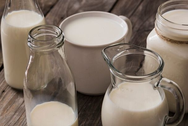 Иммунолог назвала 4 причины перейти на более жирное молоко, оно полезнее для микрофлоры кишечника