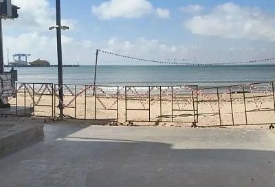 В Анапе закрыли участок пляжа для отсыпки чистым песком