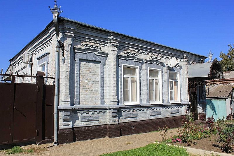 Четыре жилых дома в Армавире признали памятниками архитектуры