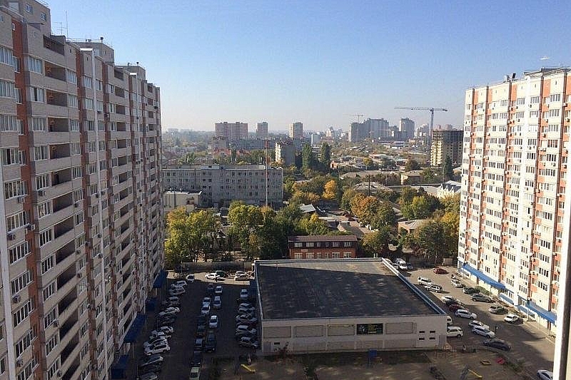 В Краснодаре жители ЖК «Покровский» требуют наказать чиновников за «лишние квартиры»