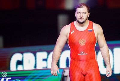 Кубанский борец Сергей Семенов завоевал для России олимпийскую лицензию