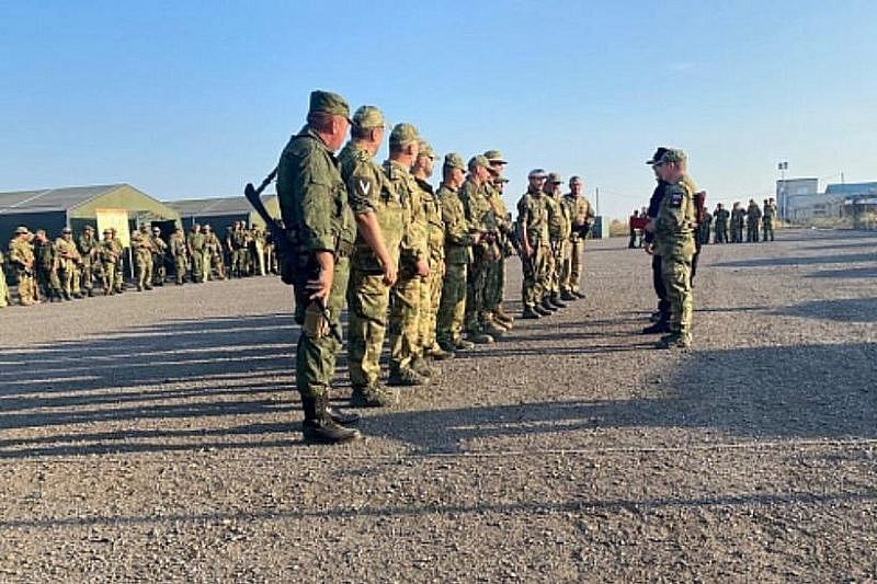В составе добровольческих отрядов и воинских частей ВС РФ в спецоперации участвуют почти 2 тысячи кубанских казаков