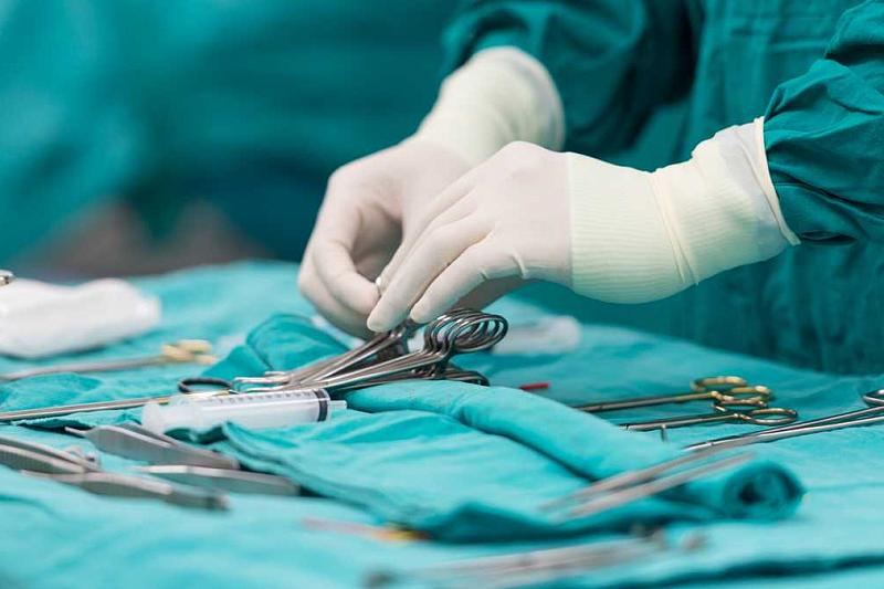 В Краснодарском крае нейрохирурги успешно прооперировали 97-летнюю женщину