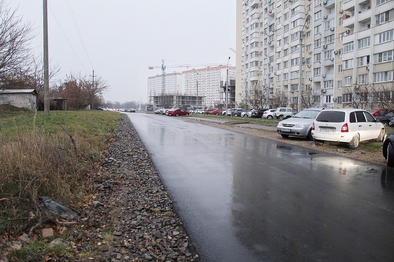 В Краснодаре в микрорайоне Гидростроителей достроили участок улицы Снесарева. Автобусы изменят маршруты