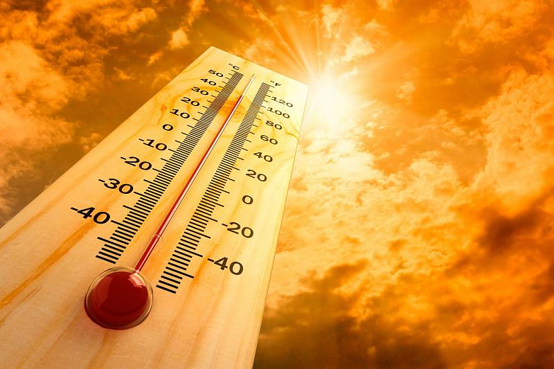 Экстренное предупреждение по сильной жаре объявлено в Краснодарском крае