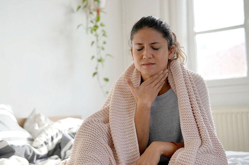 Что делать, если сильно болит горло: вот как быстро избавиться от ангины в домашних условиях