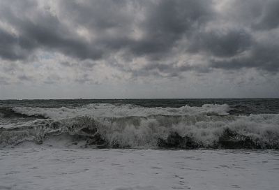 В Керченском проливе ожидаются 5-метровые волны и сильный ветер