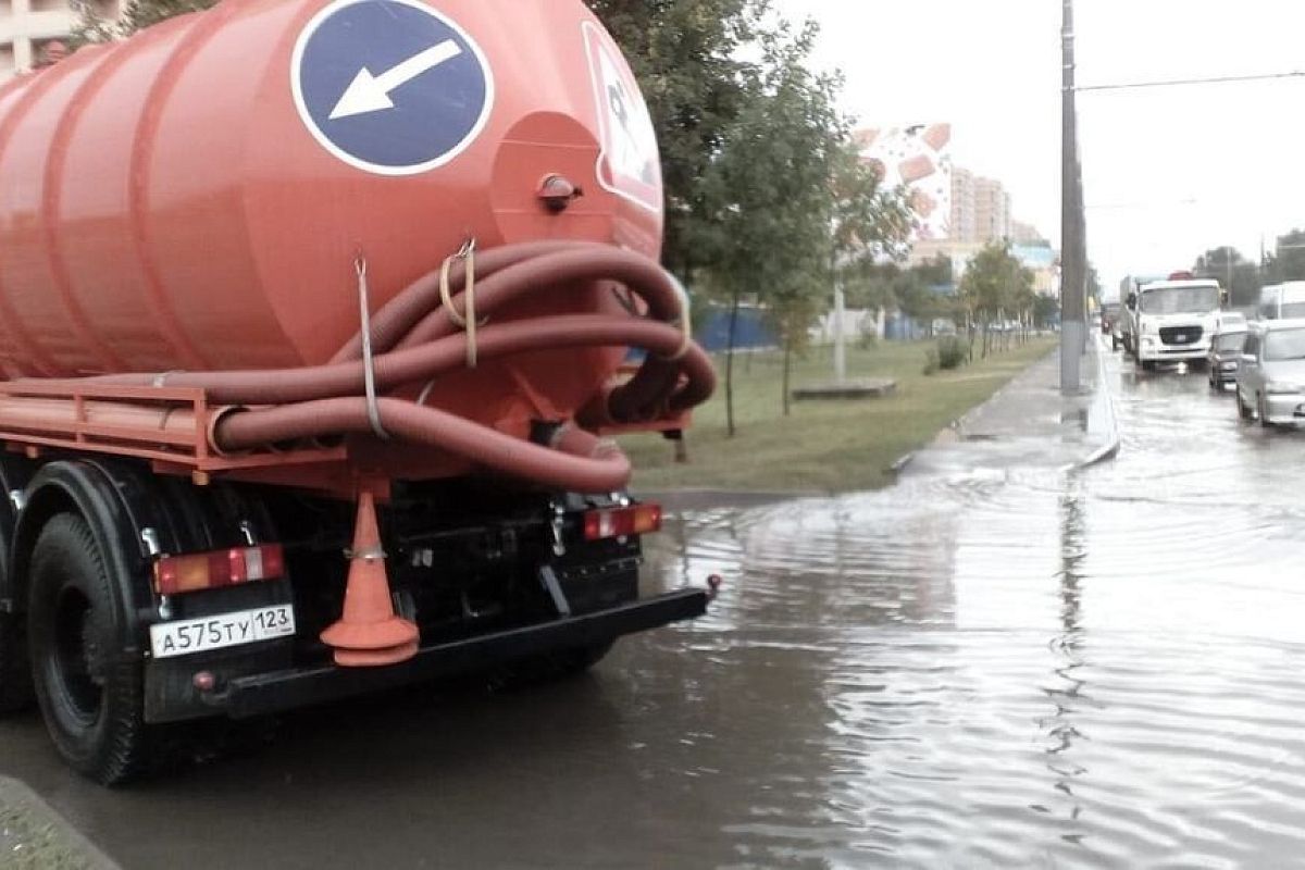 Водокачки и мотопомпы подготовлены в Краснодаре на случай подтоплений