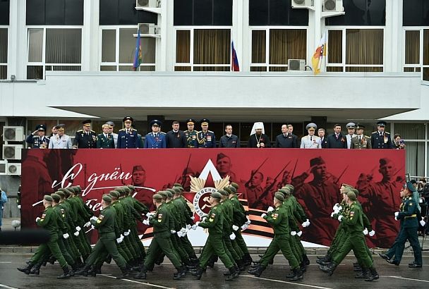 Губернатор Кубани Вениамин Кондратьев поздравил жителей региона с 76-ой годовщиной Победы в Великой Отечественной войне